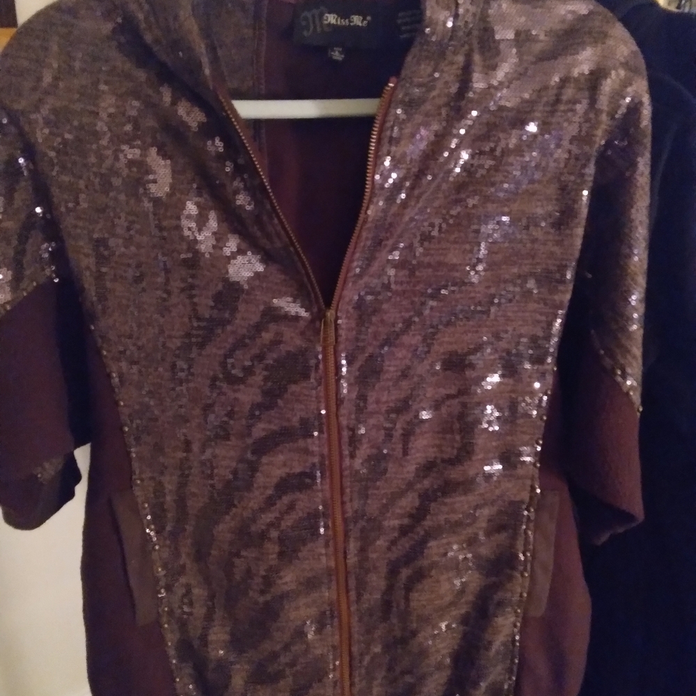 Short sleeve zip up hoodie